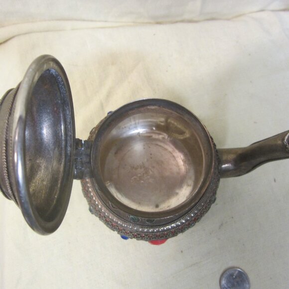 VTG BRASS TEAPOT, MIDDLE EASTERN STYLE, W/PLASTIC JEWELS, DECORATIVE - Picture 6 of 8